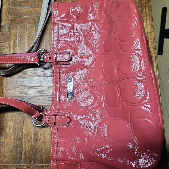 Coach Bundle - Picture 2 of 7